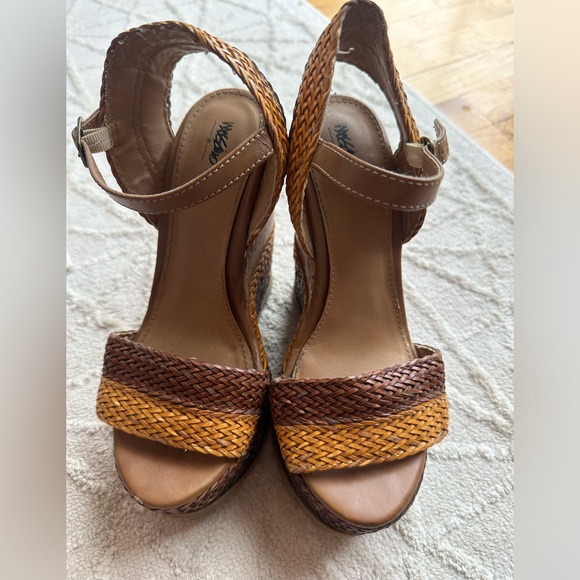 Colorful Cork Braided Mossimo wedges - Picture 3 of 9